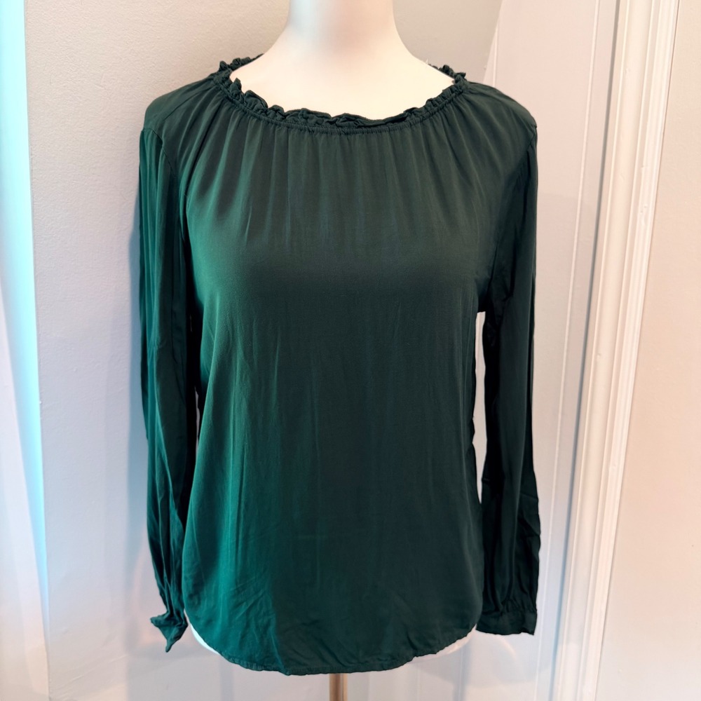 Velvet by Graham & Spencer Dark Green Ruffle Neck Tie Back Blouse | Size S
